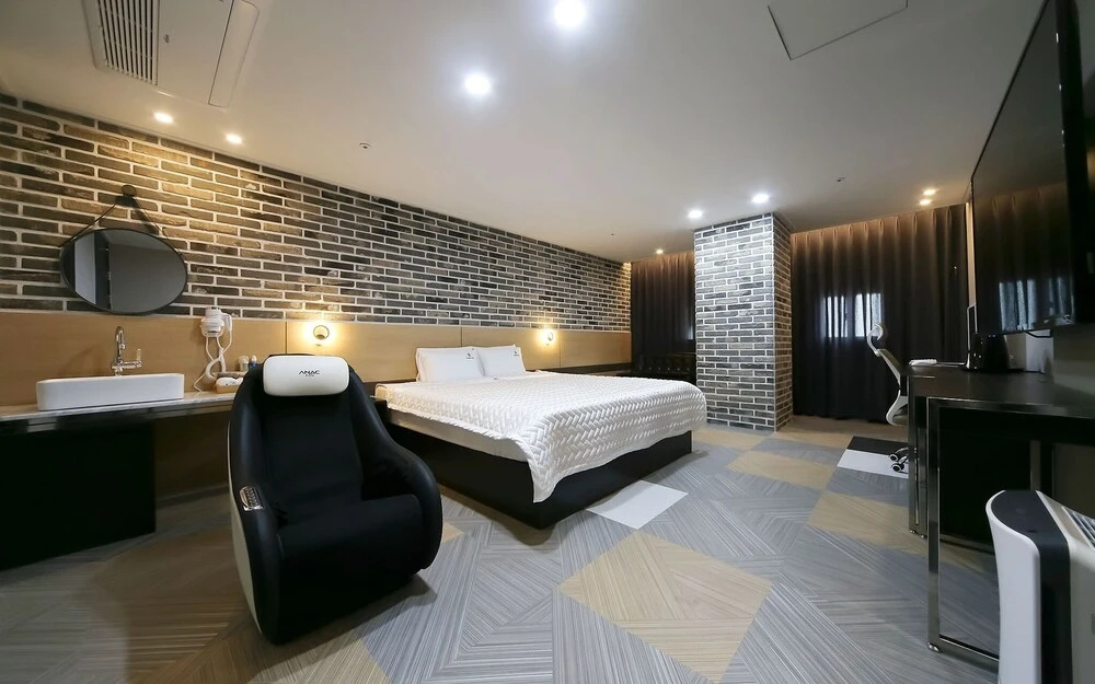 Changwon Boutique Hotel Gung