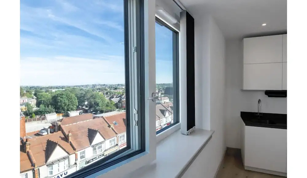 Finchley Modern Apartment - 1 Bedroom With Balcony