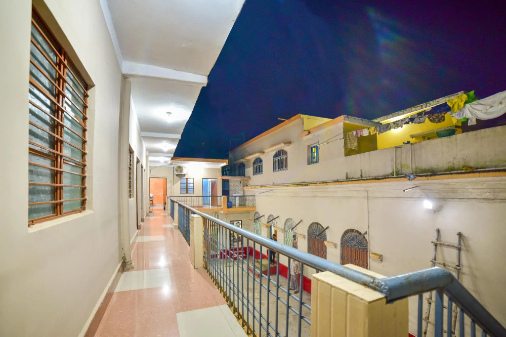 Shashi Prabha Palace by OYO Rooms