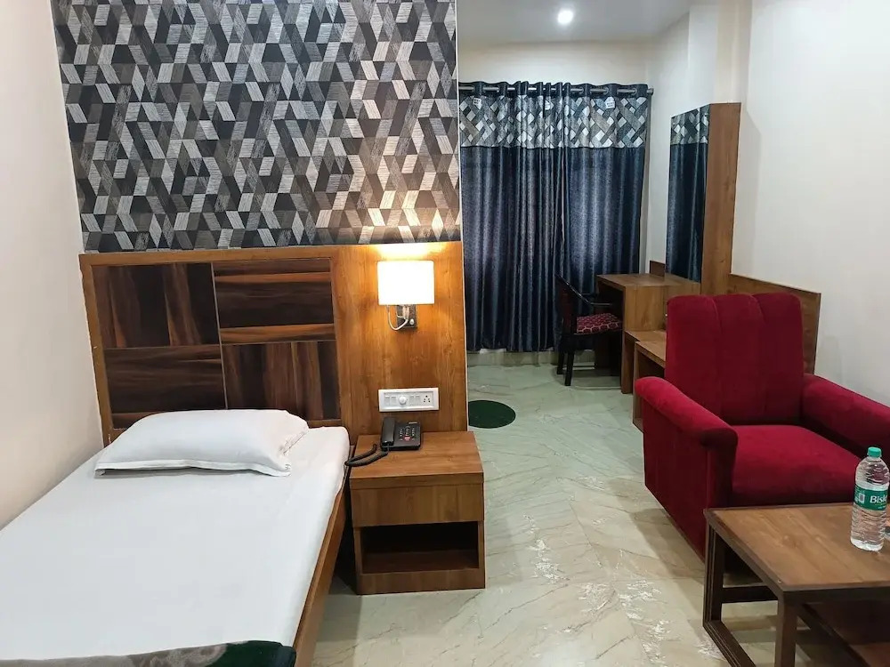Hotel Geetanjali By Roh