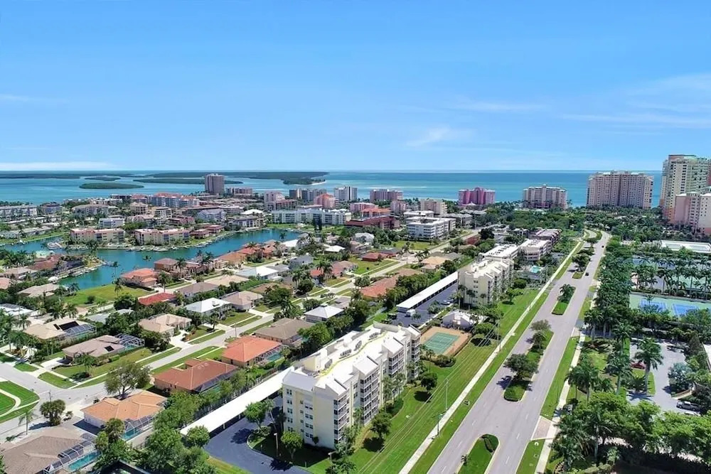 Essex N303, Marco Island Vacation Rental 2 Bedroom Condo