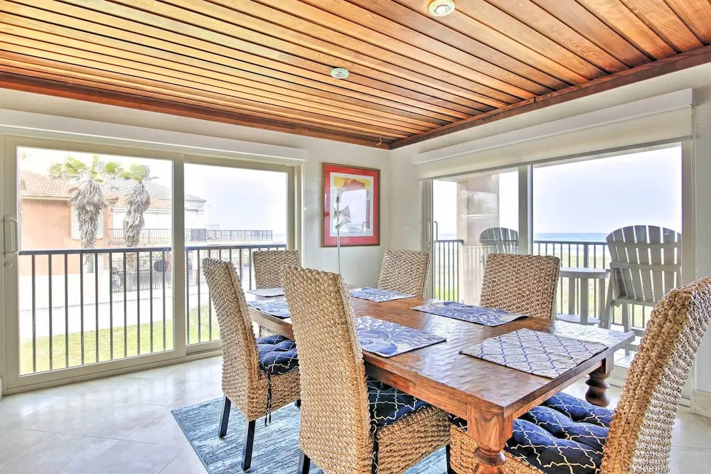 Modern Beachfront Condo w/ Pool & Beach Access!