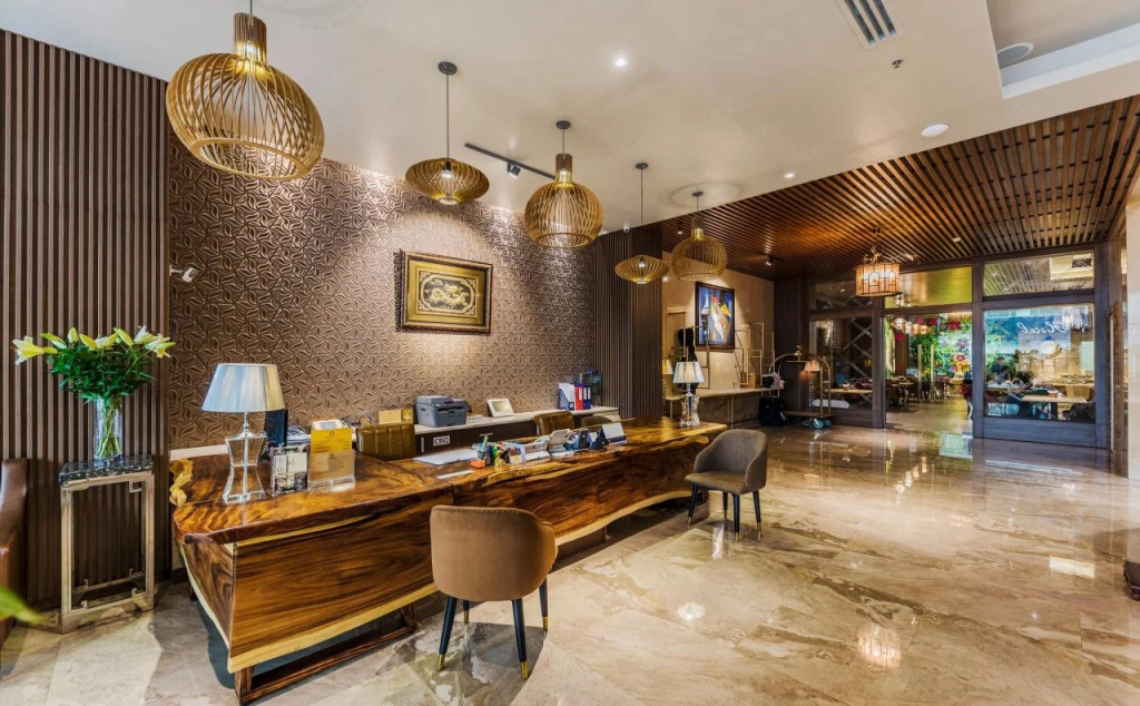 Sunflower Luxury Hotel