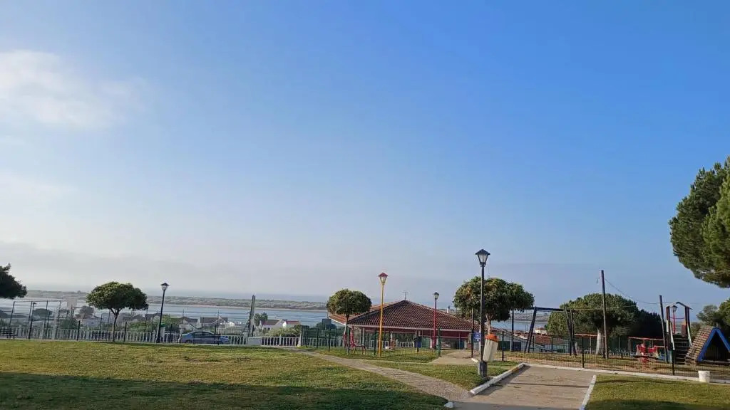 APARTAMENTO EN ROMPIDO con piscina, chiringuito y pistas