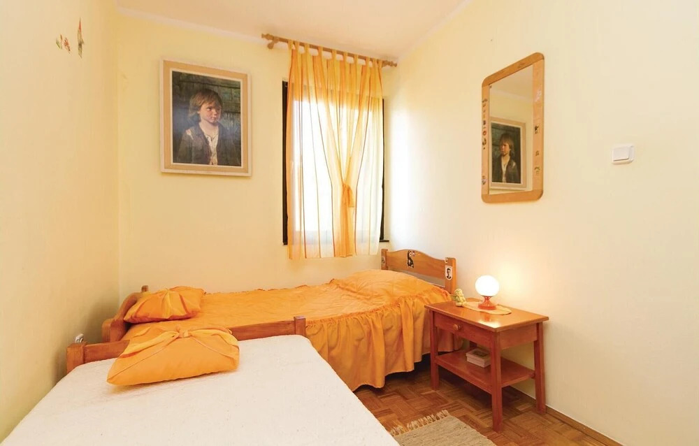 Stunning Apartment in Fazana With 2 Bedrooms and Wifi
