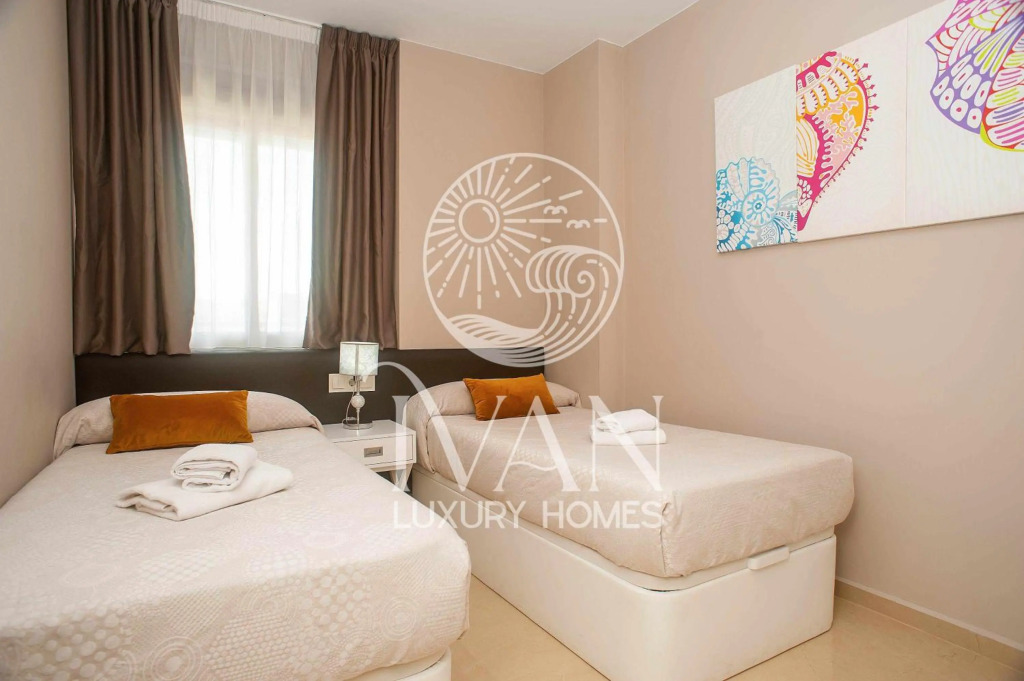 Casa Nicole - Iván Luxury Homes - SEMIFRONTAL - 10ª Planta - Sur- 1ª Linea de Playa