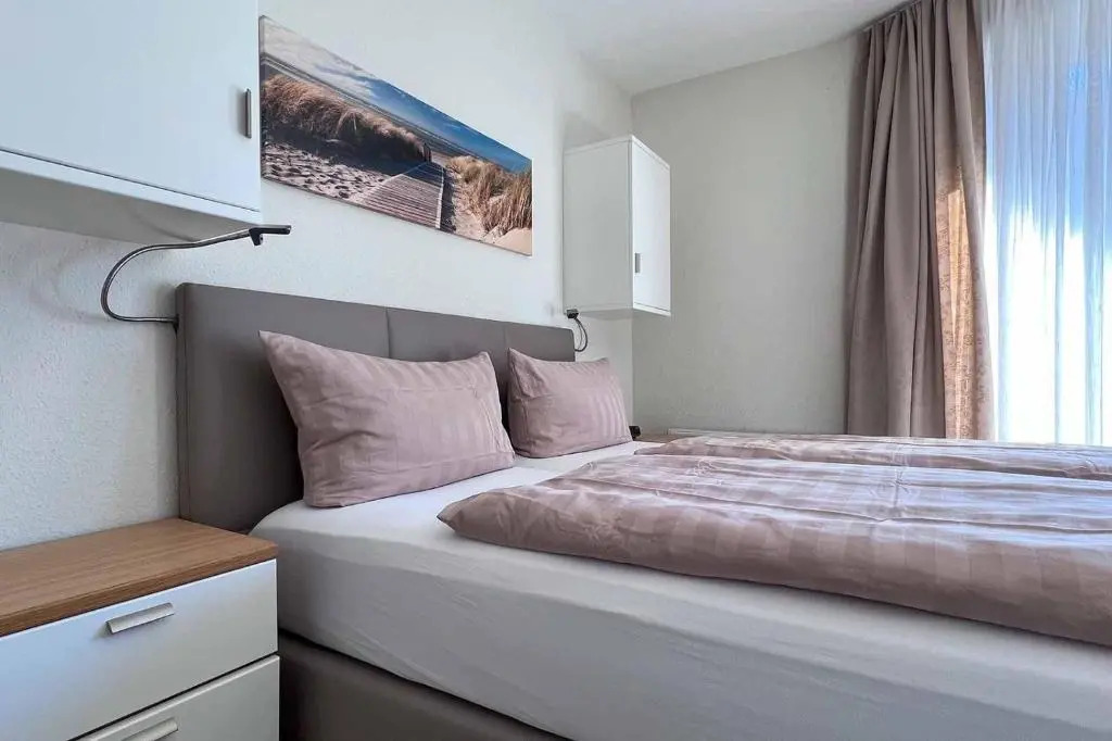 Ferienwohnung-15-mit-Sonnenbalkon-Residenz-Meeresbrandung-Duhnen