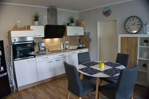 Strandhaus Mönchgut Bed & Breakfast Lobbe