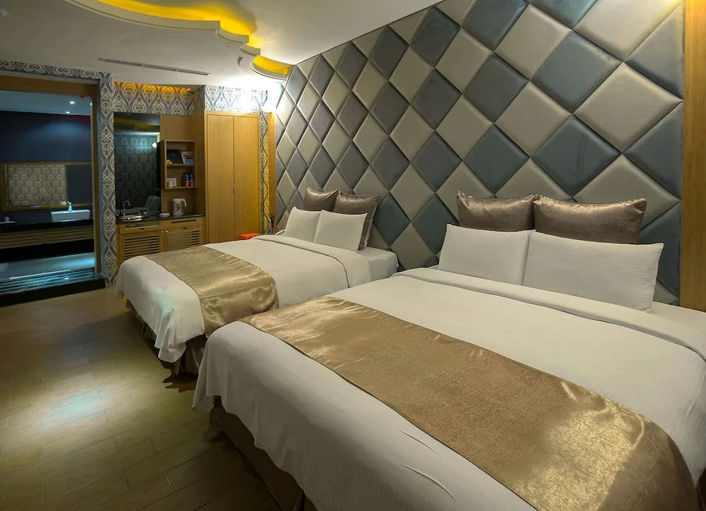 One + One Motel