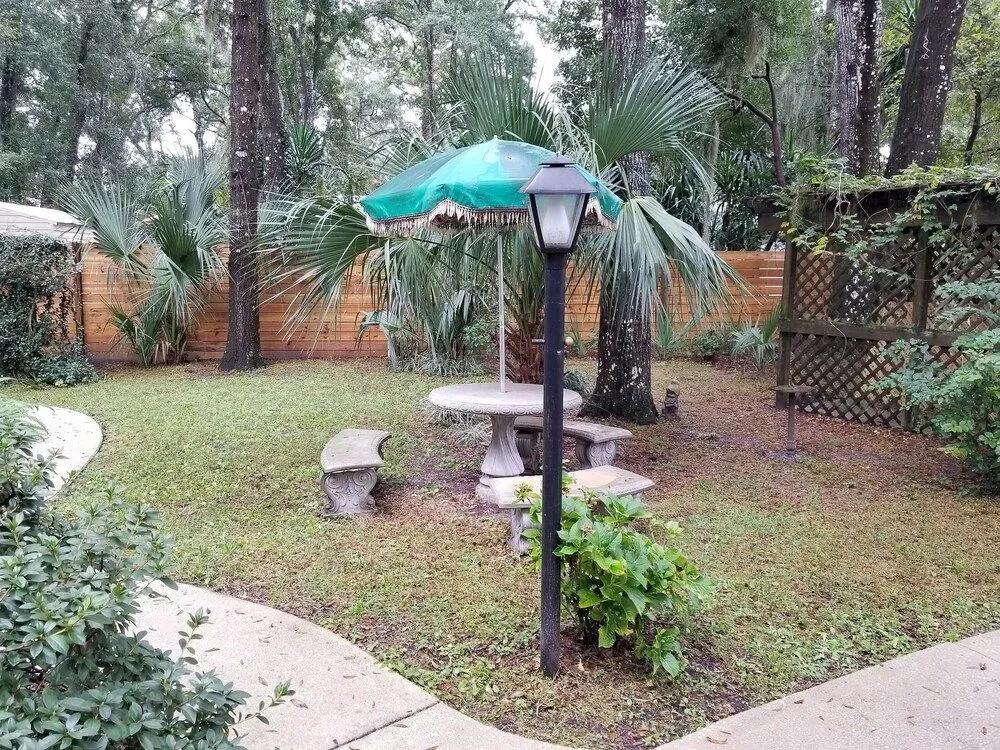 Mimosa Cottage