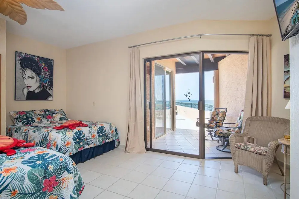 Casa Frida Massive Condo Sleeps up to 12