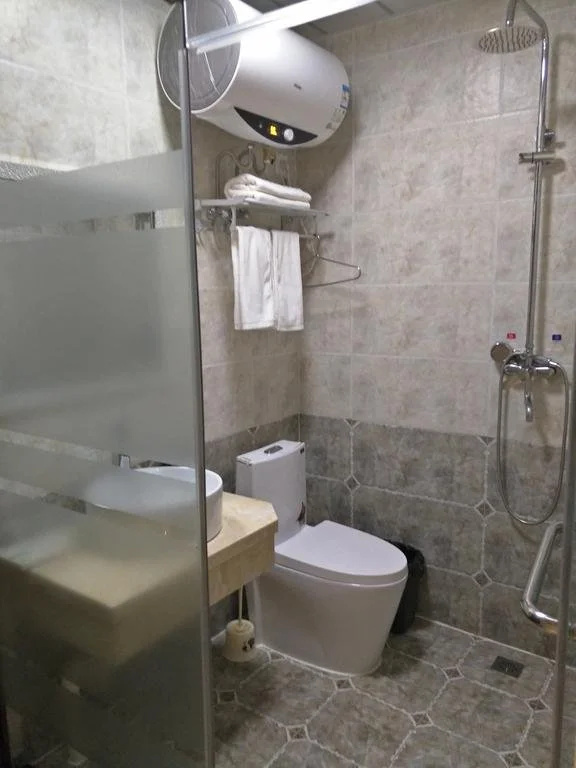 Hulunber Yijia Hotel