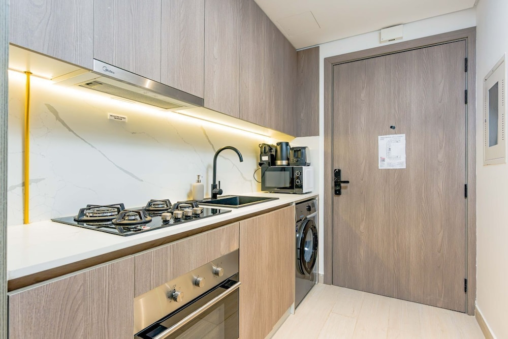 Nasma Luxury Stays - Laya Heights