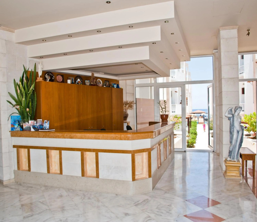 Ekavi Hotel