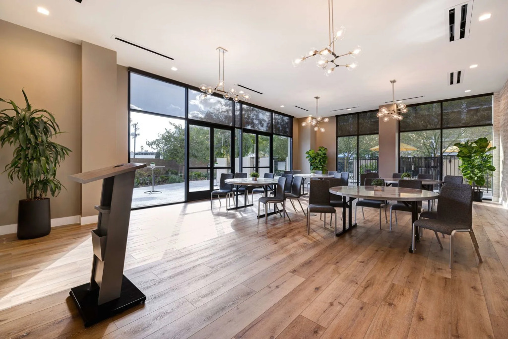 Home2 Suites By Hilton Anaheim Resort