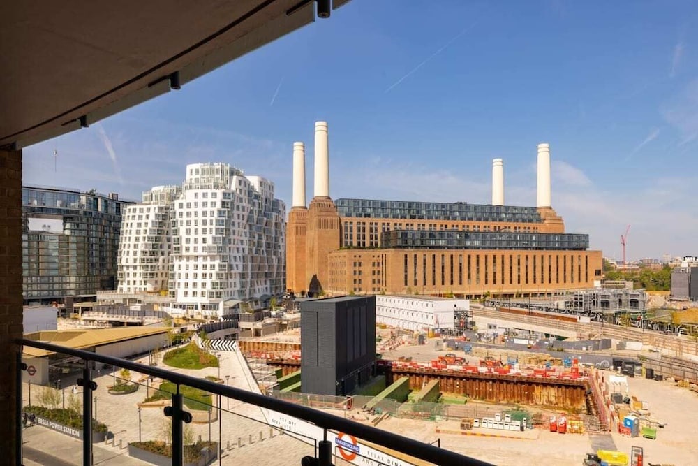 The Nine Elms Lane Arms - Stunning & Bright 2bdr Flat With Balconies