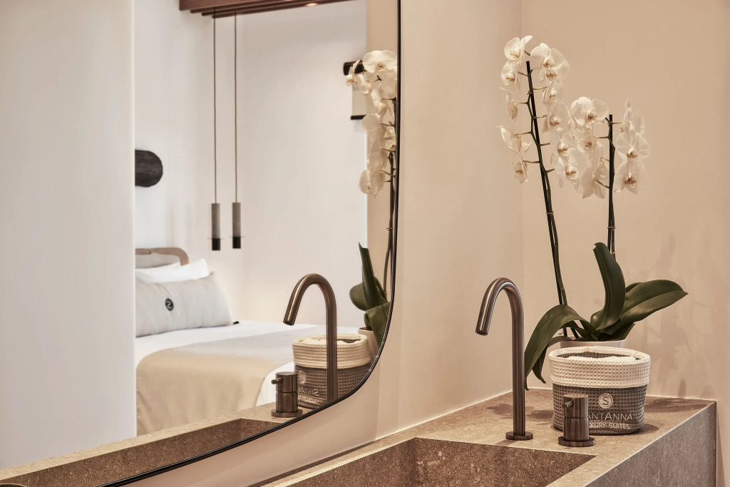 SantAnna Luxury Suites