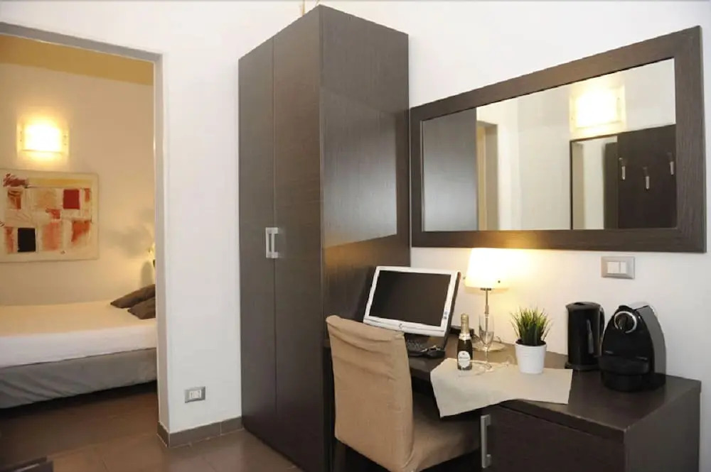 Le M Apartment