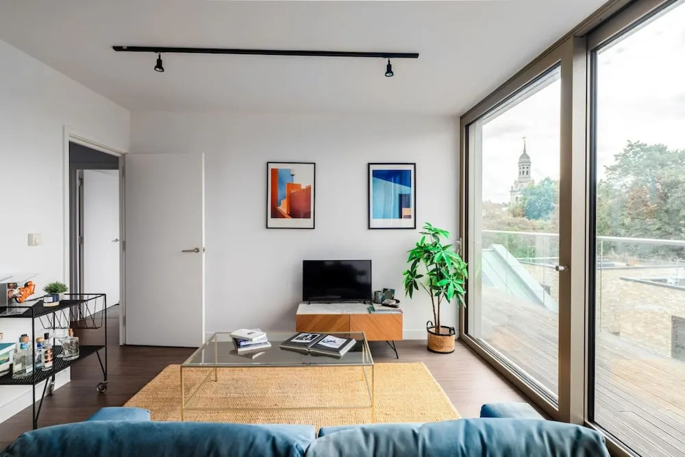 Modern 1-bedroom Flat Cre8