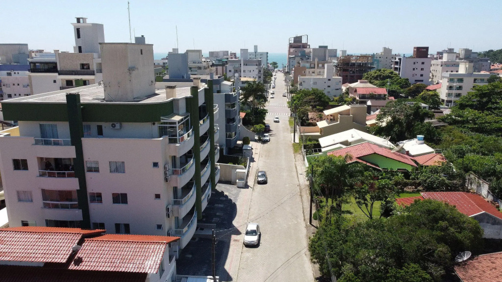 1024 - Apartamento em Bombinhas para locação de temporada - Praia de Bombas
