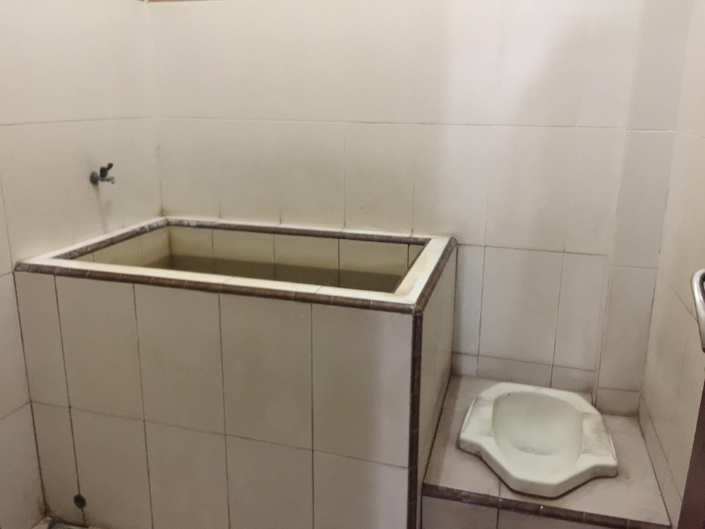 Hotel O Sawang Sana Motel Syariah Near SMAN 1 Sangkapura