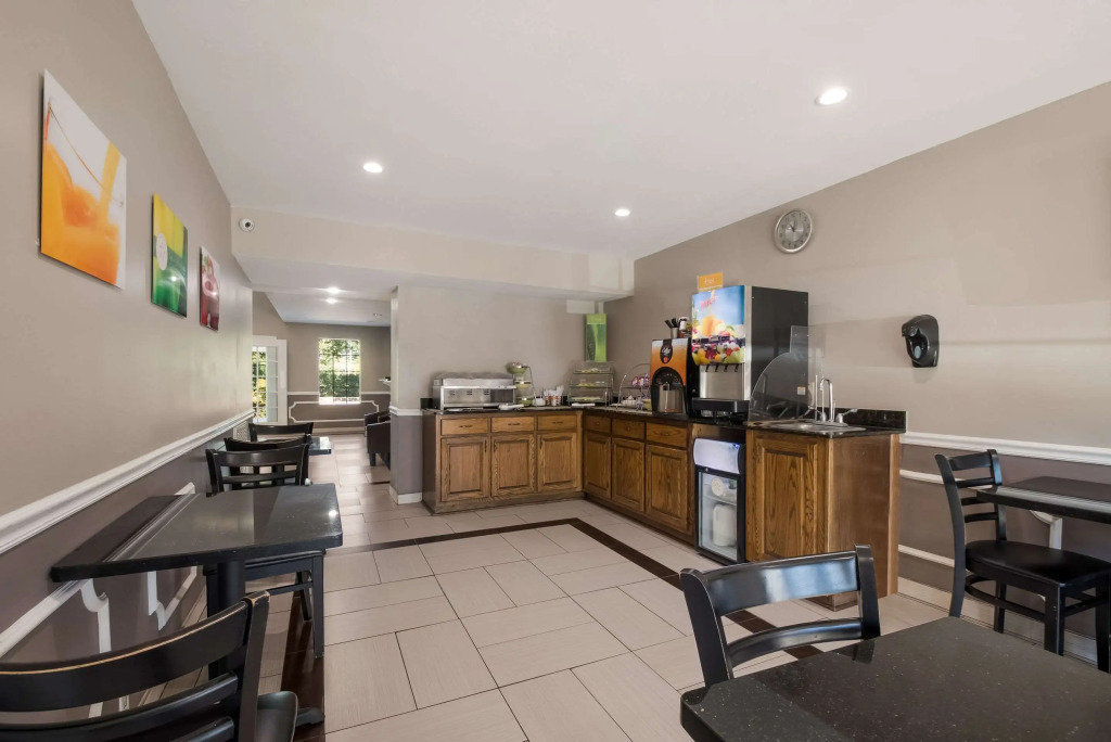 Quality Inn Decherd - Winchester