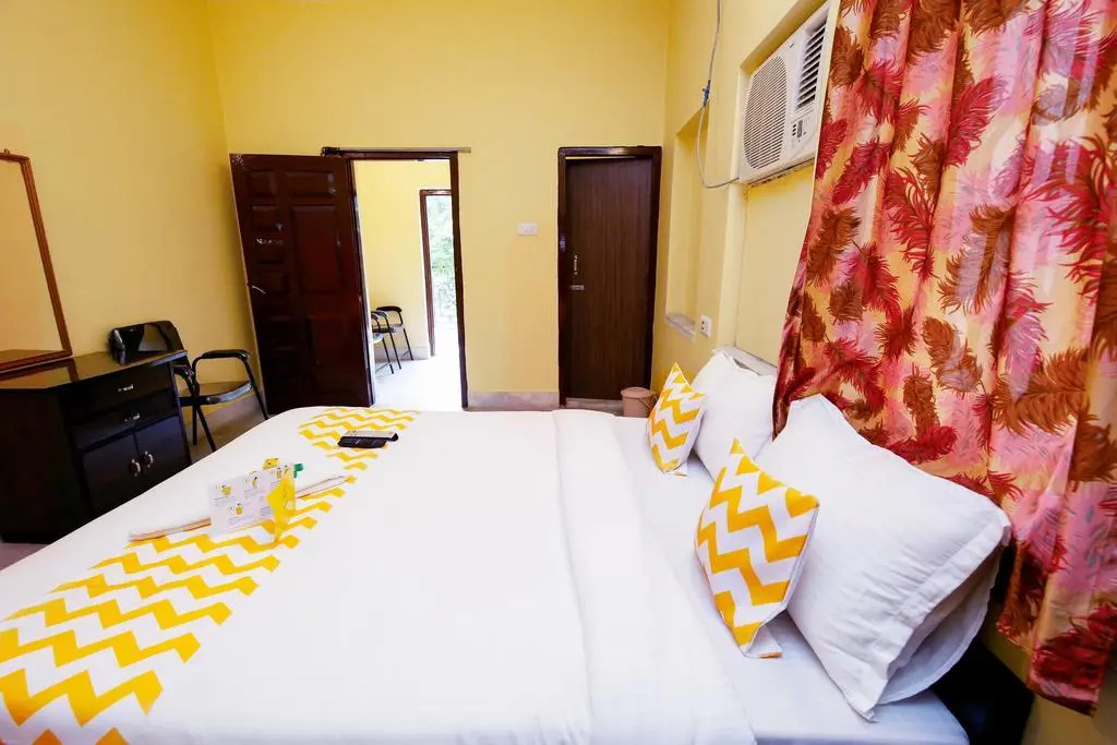 FabHotel Astoria House Salt Lake