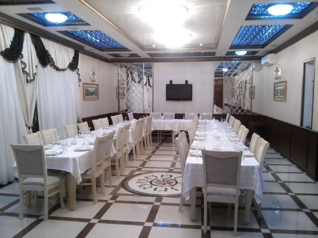 Shane Hotel