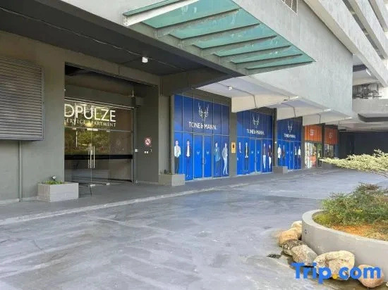 #DP6, Homely Pool View Stay Above D’Pulze Mall