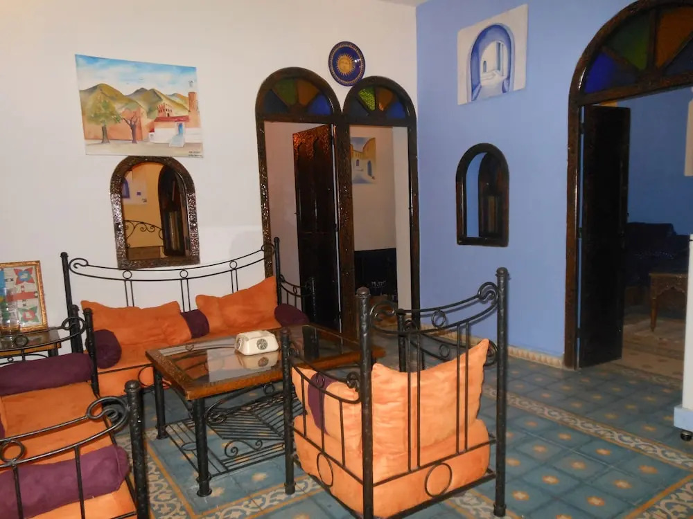 DAR NOKHBA INN