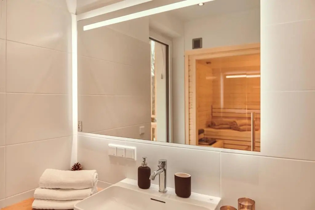 die Tauplitz Lodges - Alm Lodge A6 by AA Holiday Homes