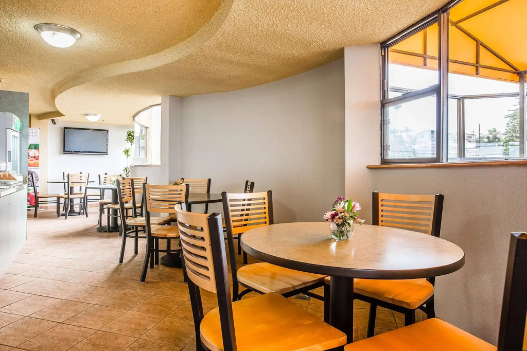 Quality Inn & Suites Hermosa Beach