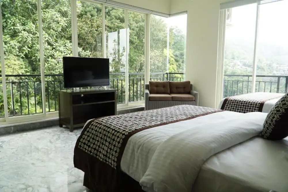 Arainn Bed And Breakfast Tretes Prigen by ecommerceloka