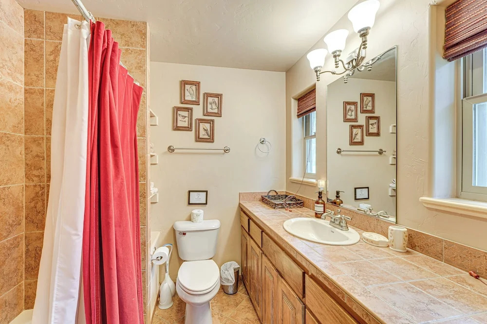 Angel Fire Cabin Rental w/ Hot Tub & Gas Grill!
