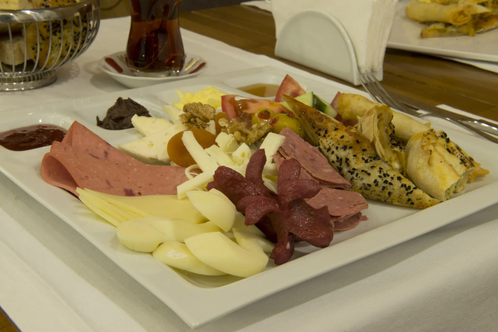 Cumbali Plaza Hotel
