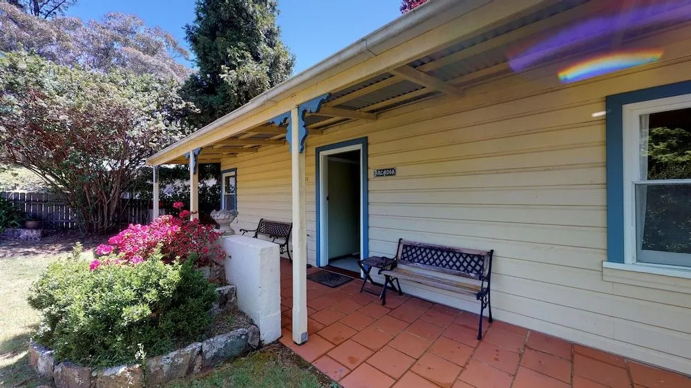 Arcadia Cottage