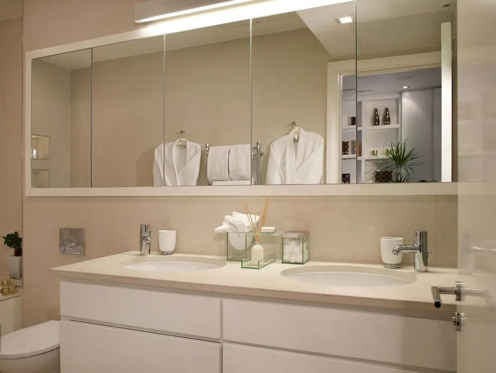 Palace View - Two Bedroom Apartment