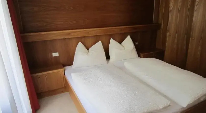 Aparthotel Garni Haus Hubertus