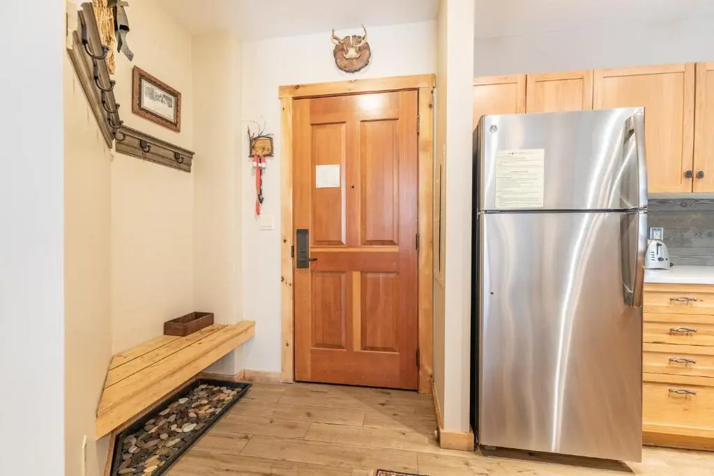 Buffalo Lodge by Summit County Mountain Retreats