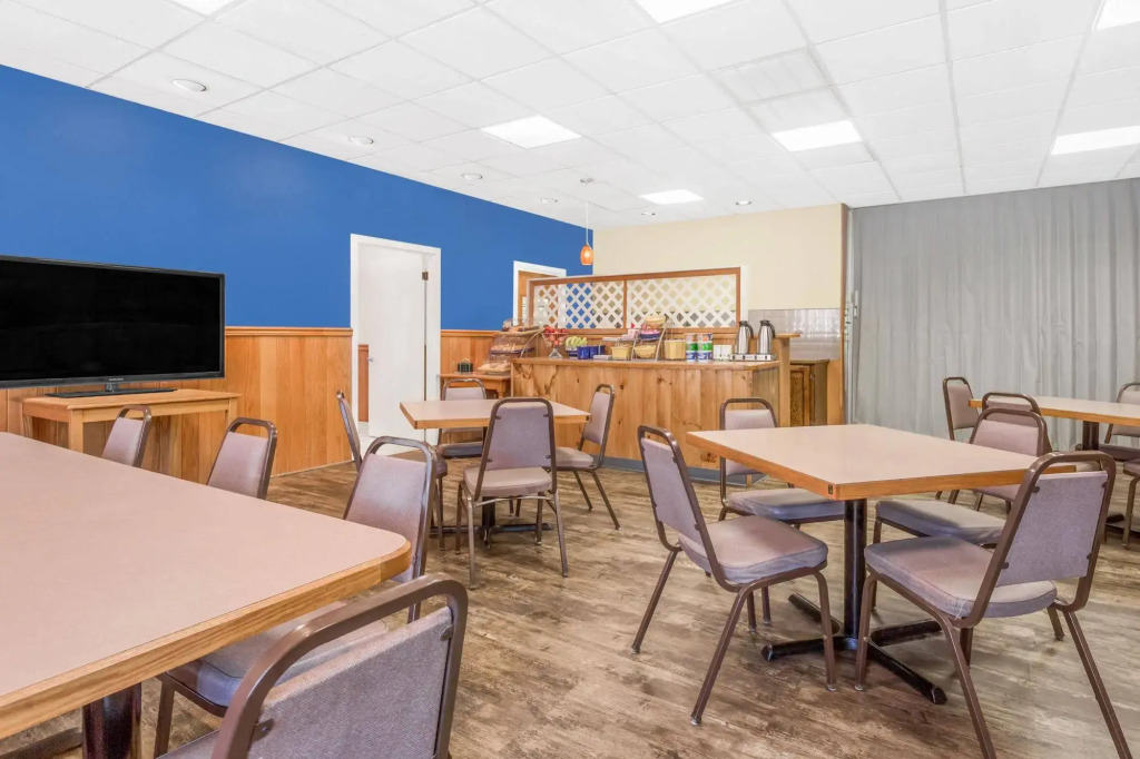 Days Inn by Wyndham Jefferson