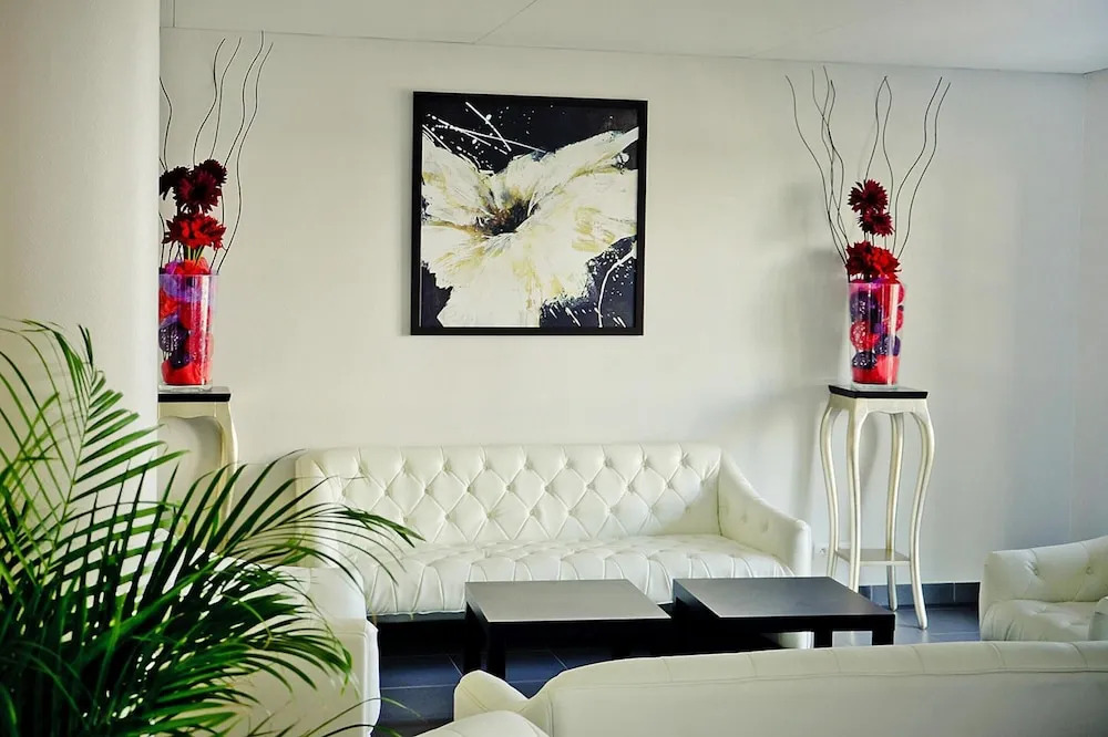 Romantic Seaside Stay in La Baule
