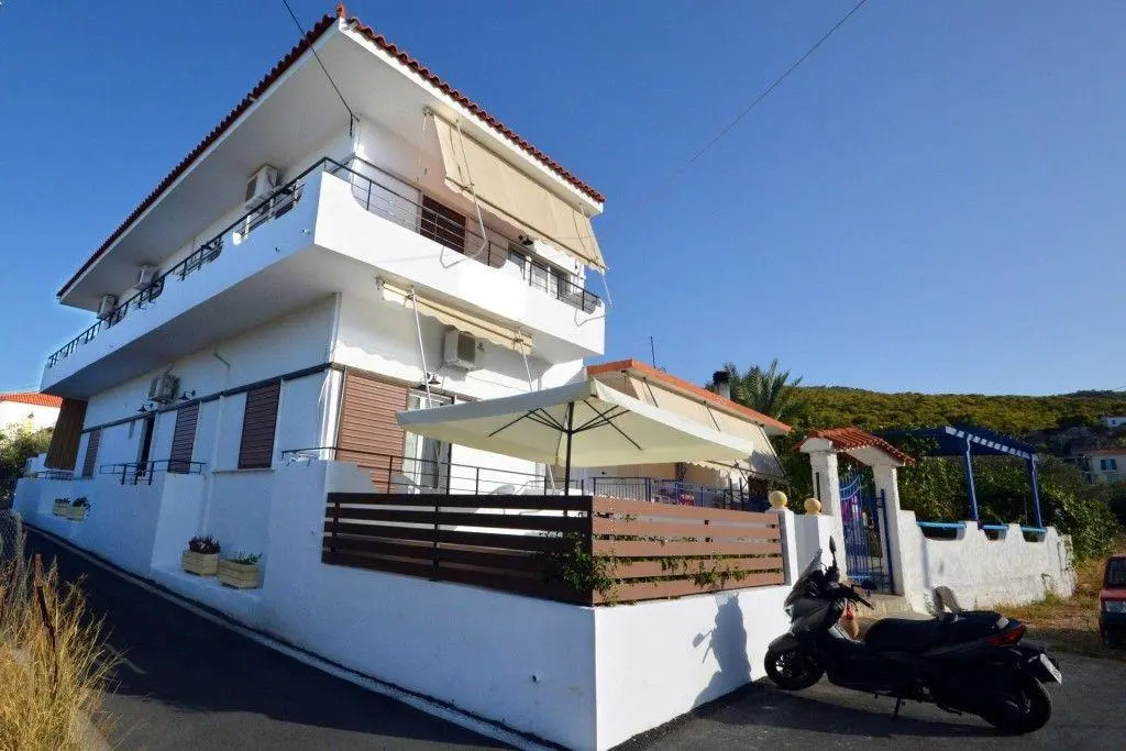 Koukounari Apartments