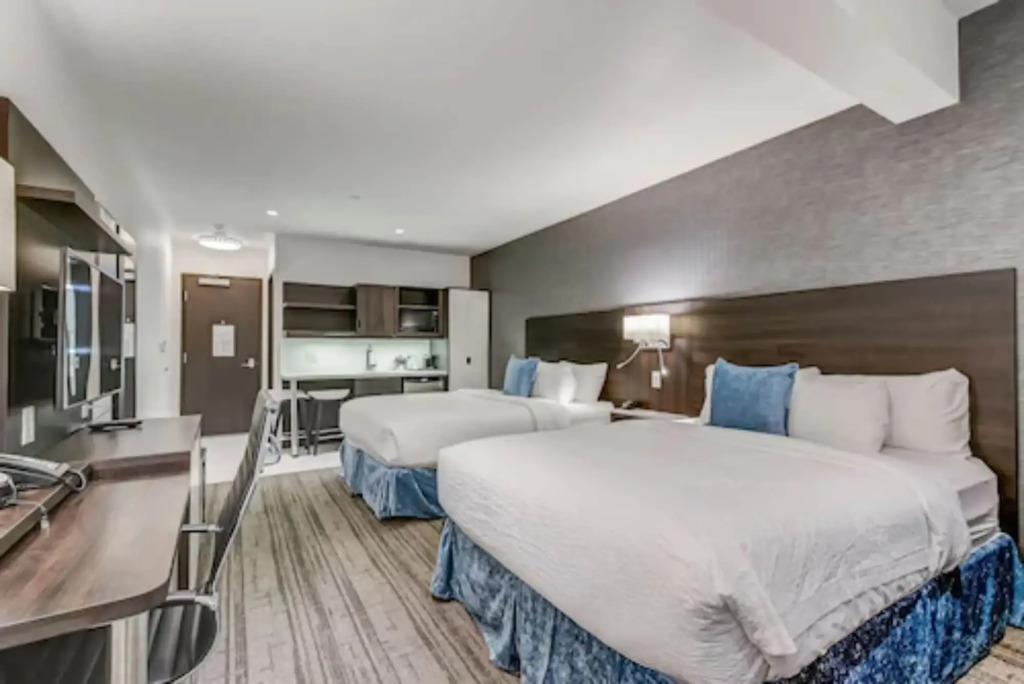 EST Hotel