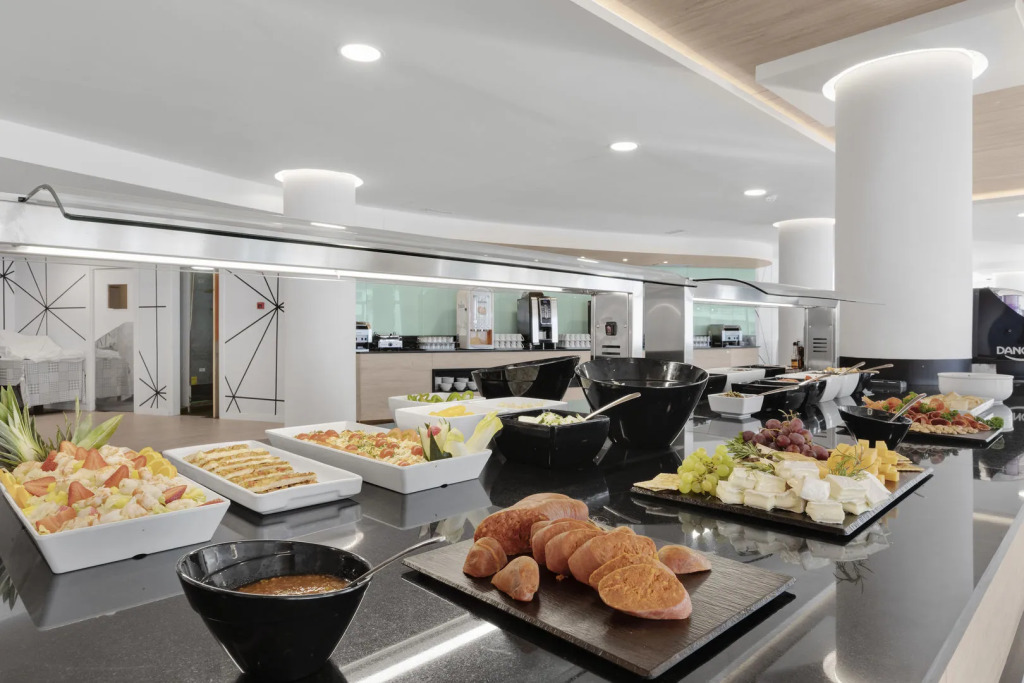 Palmanova Suites by TRH