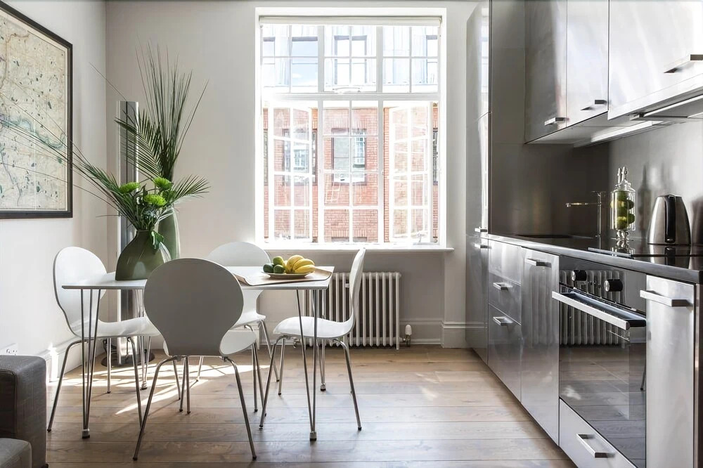 Modern Daver Court Chelsea Nest - SAA