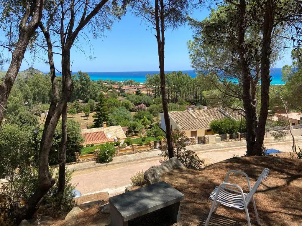 CALA SINZIAS, 150 mt dalla splendida spiaggia