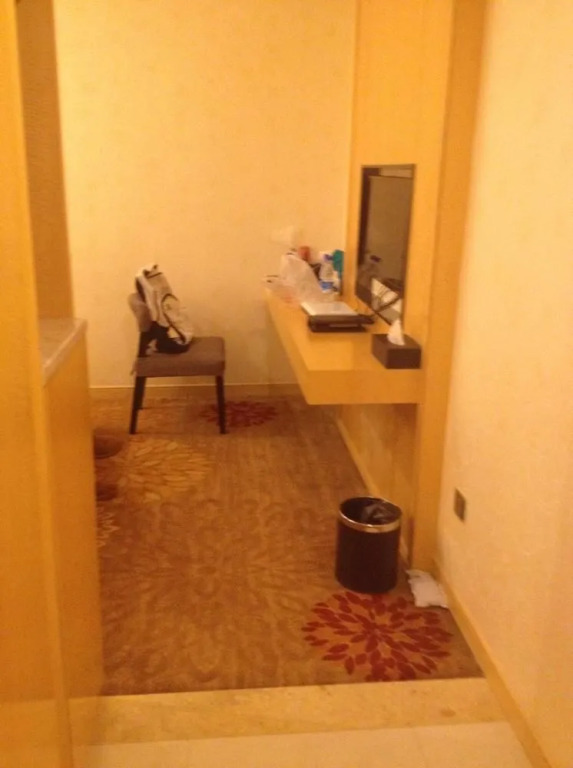 Dollar Hotel- Wuhan