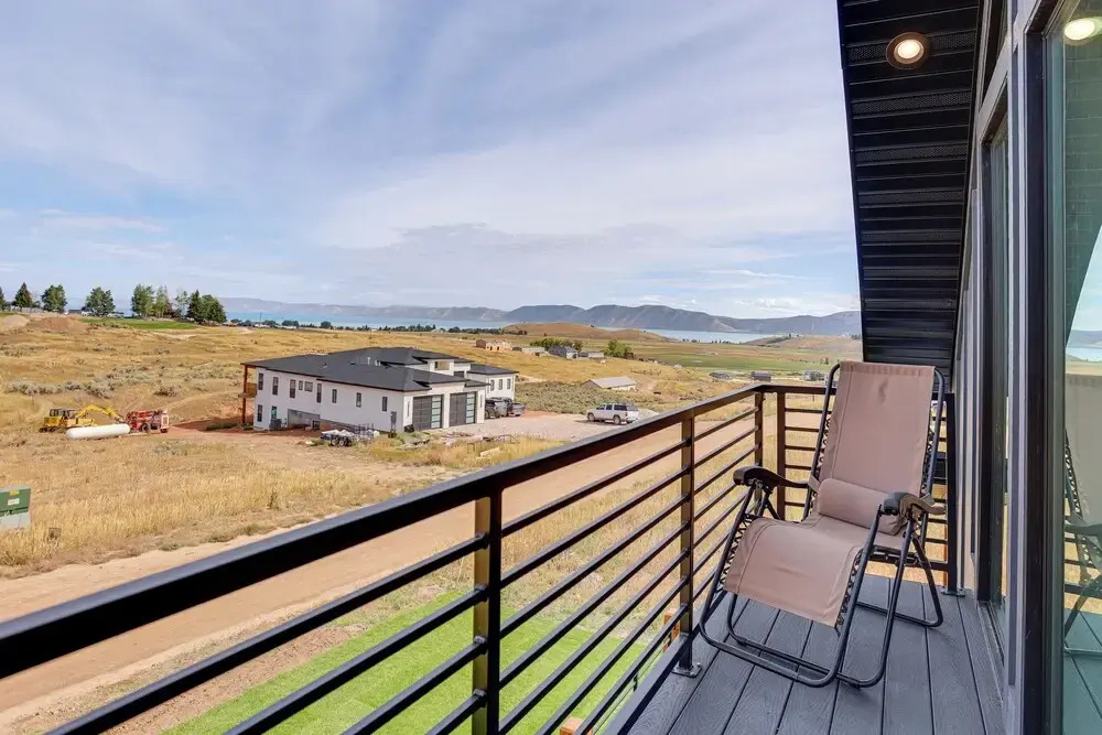 Mtn & Lake Views: Family Retreat in Bear Lake!