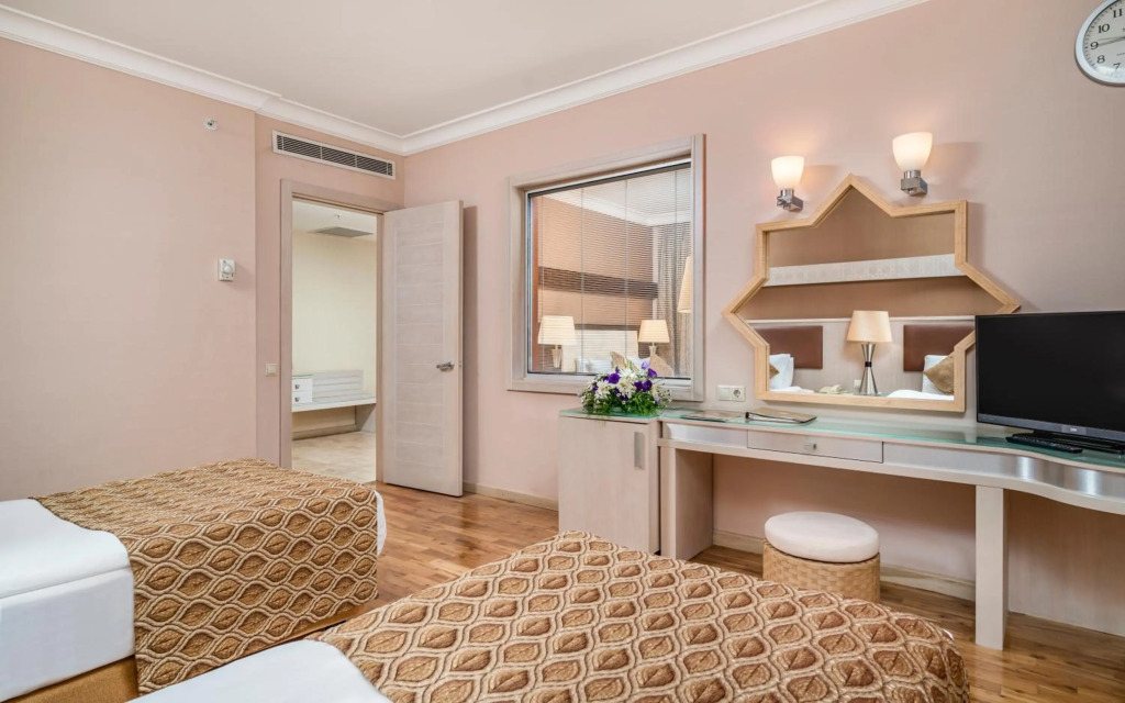 Mukarnas Spa & Resort Hotel