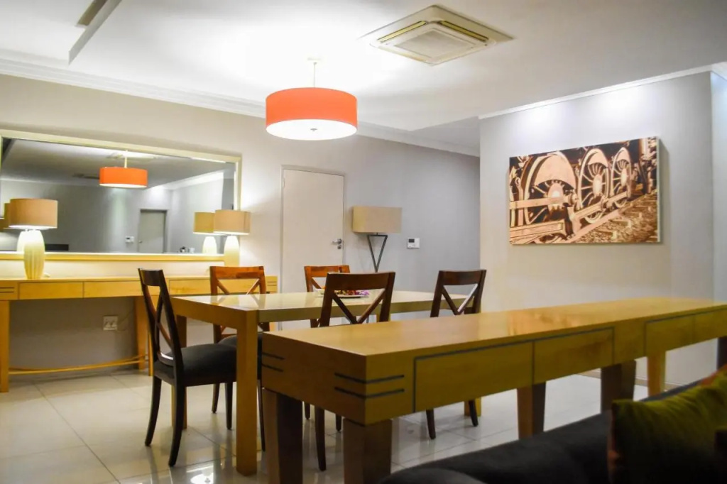 Cresta Mahalapye Hotel
